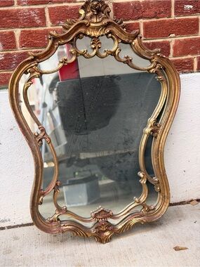 Ornate Gold Wall Mirror - Classic Decorative Accent